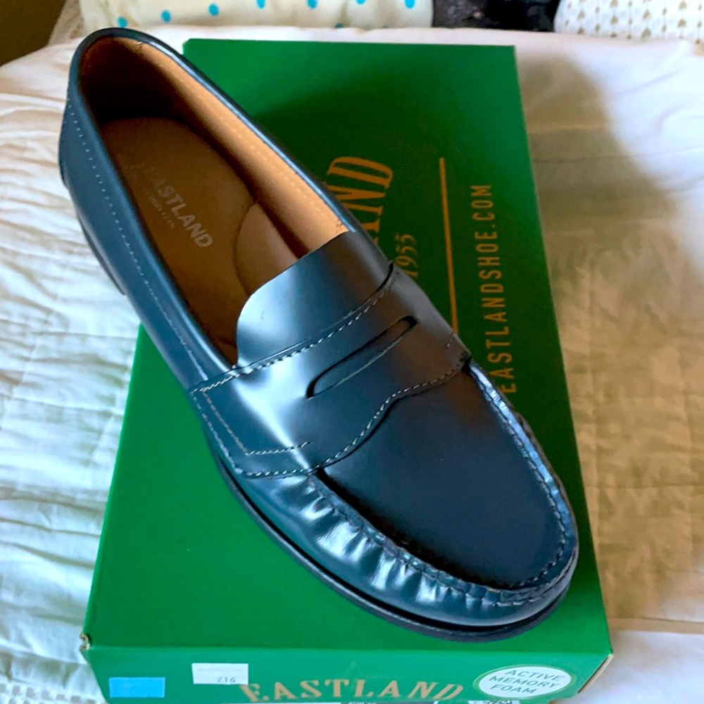 Eastland memory foam shoes
